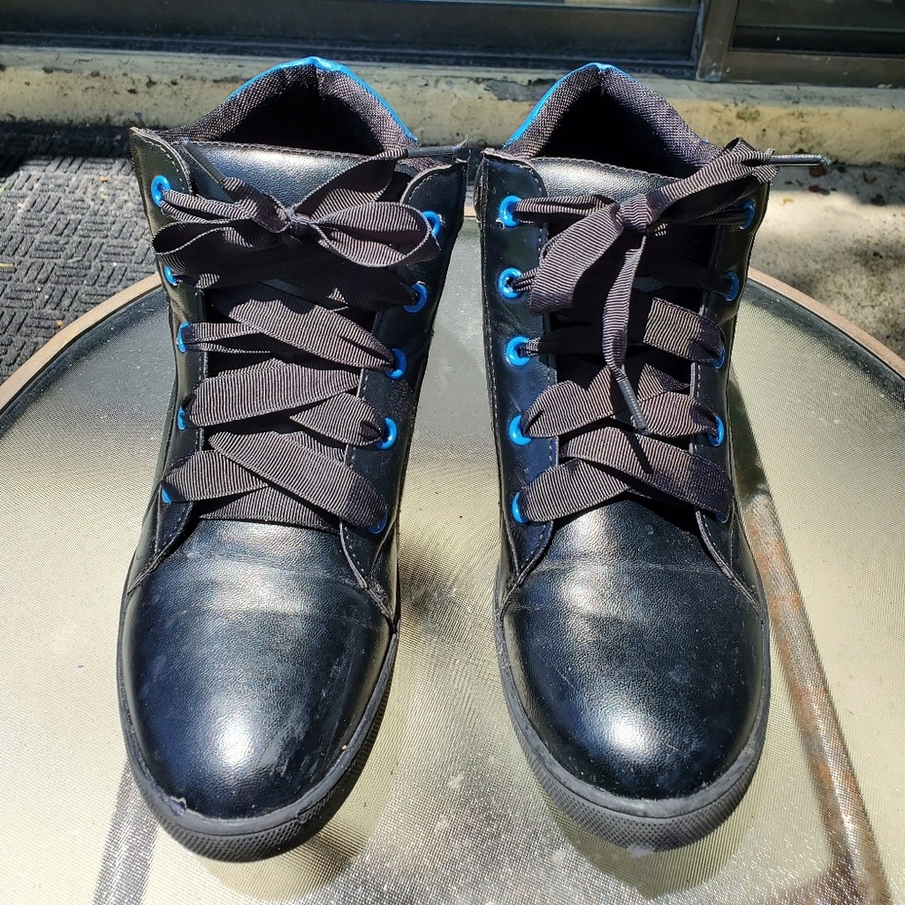 "ANGELINA" Black with Blue accent Heel/Tennis shoe